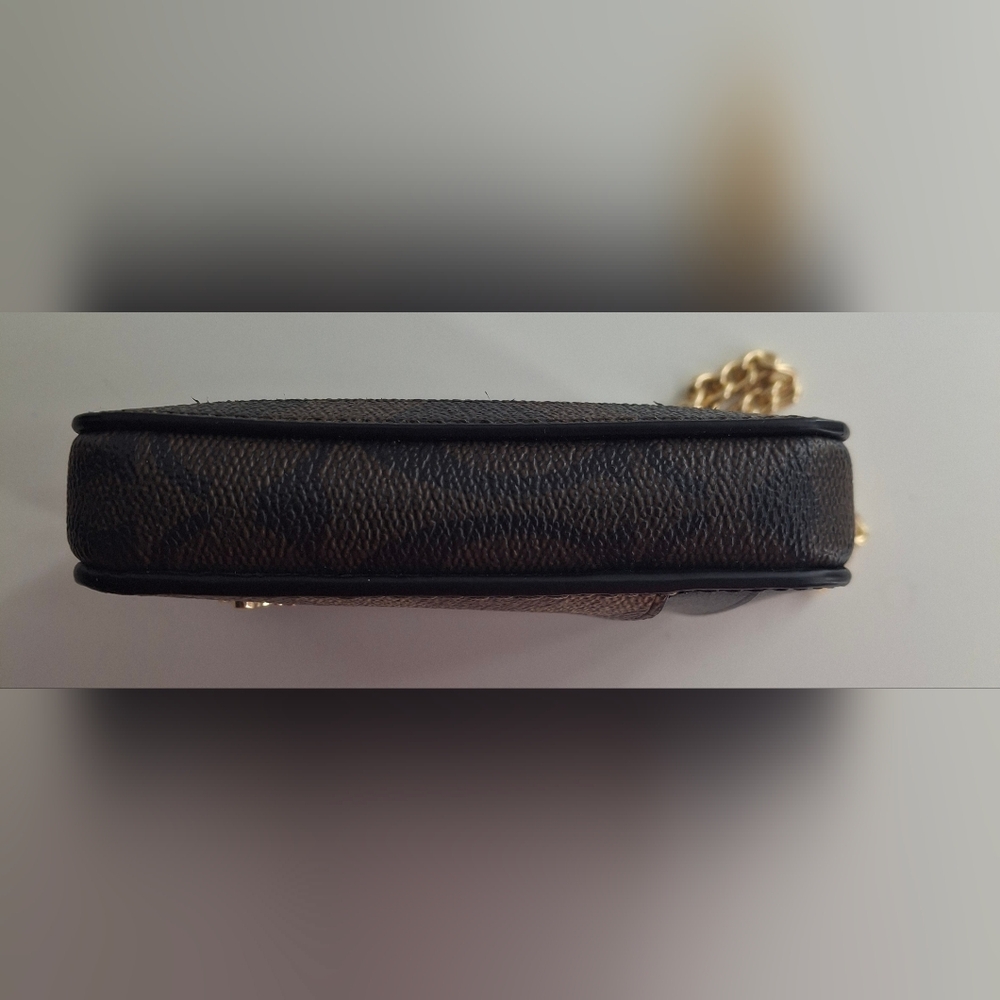 Coach Zip Card Case Signature Canvas NWOT - Picture 3 of 4